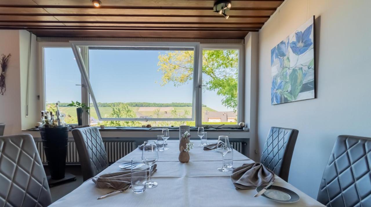 Weinhotel Ayler Kupp Buitenkant foto