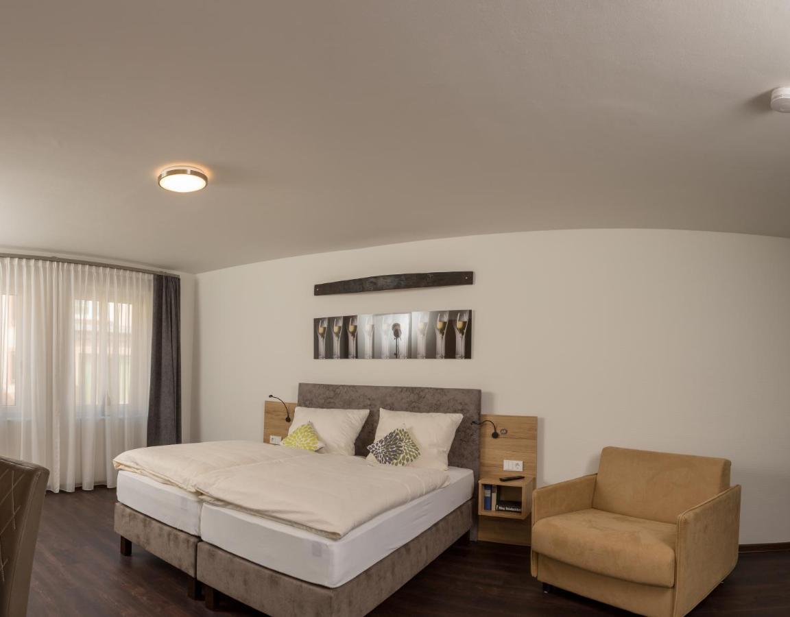 Weinhotel Ayler Kupp Kamer foto