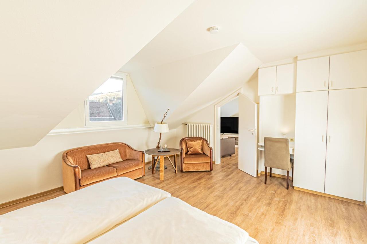 Weinhotel Ayler Kupp Buitenkant foto