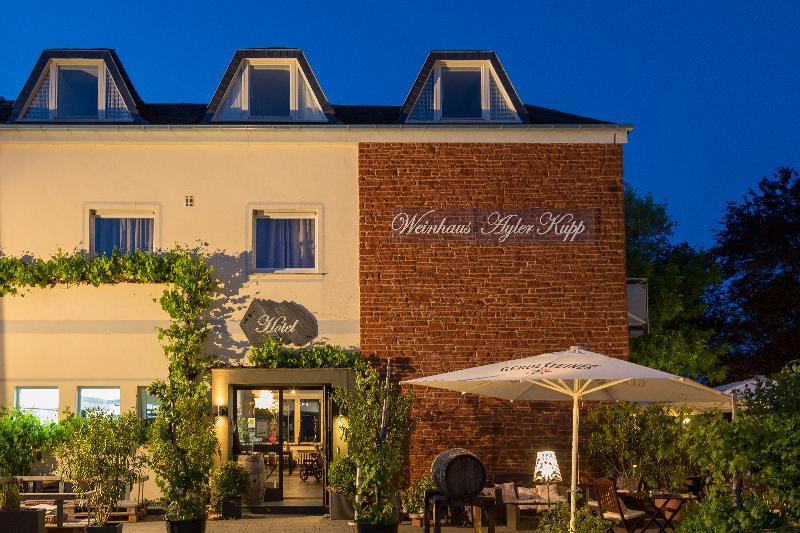 Weinhotel Ayler Kupp Buitenkant foto