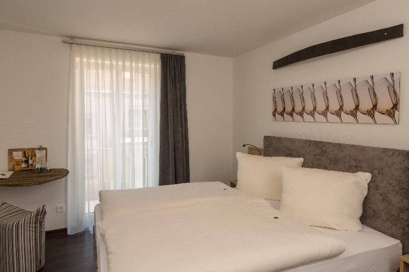 Weinhotel Ayler Kupp Buitenkant foto
